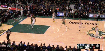 DB真人旗舰😤在约基奇头上秀中投+攻防折磨戈登!字母哥爆砍28分19板7助!