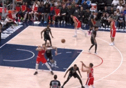 DB真人旗舰祖巴茨,现在算第几中锋?